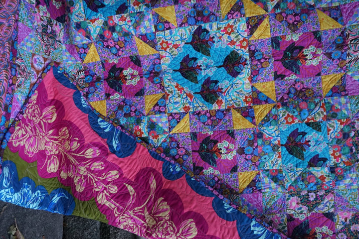 Bloomology Quilt Kit  by Anna Maria Horner